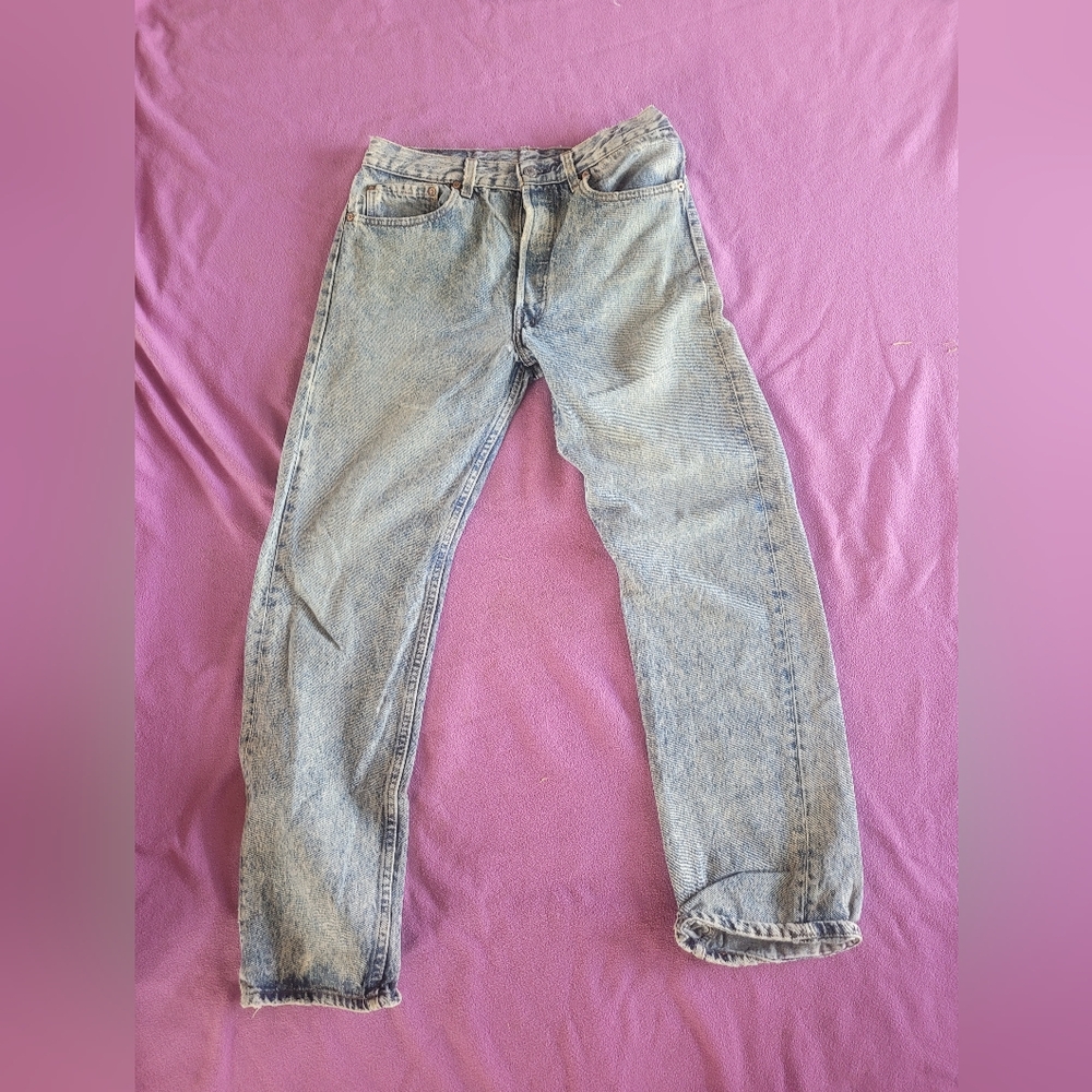 Acid Wash Levi's